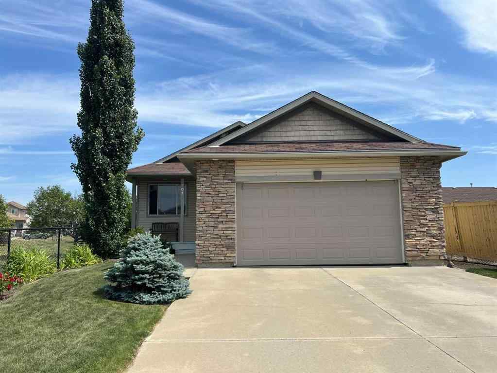 MLS® A2235283 - 7017 90 Street  in Countryside North Grande Prairie, Residential