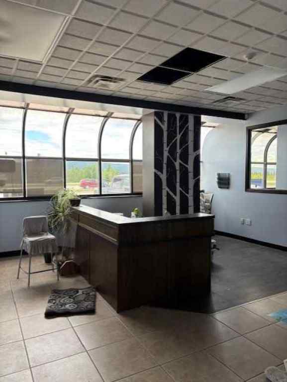 MLS® A2235286 - 343B Gregg Avenue  in Mountain View Hinton, Commercial