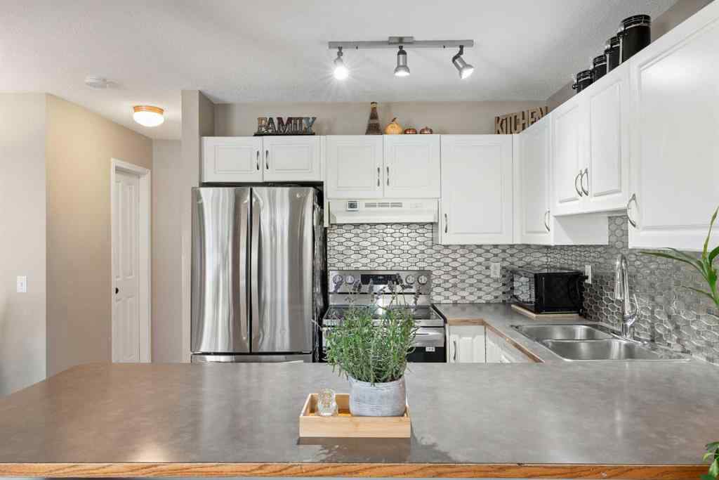 MLS® A2235287 - 82 Everstone Place SW in Evergreen Calgary, Residential