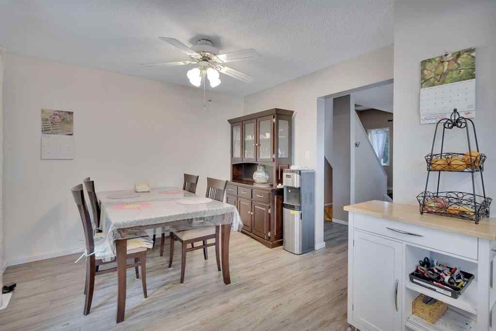 MLS® A2235295 - 6004 54 Street  in NONE Rocky Mountain House, Residential