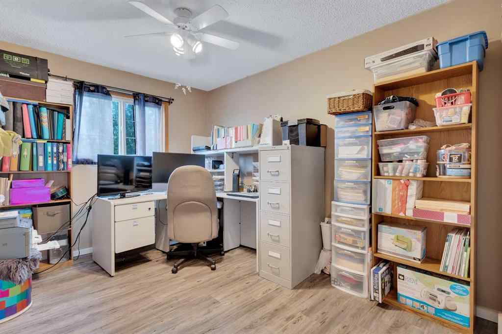 MLS® A2235295 - 6004 54 Street  in NONE Rocky Mountain House, Residential
