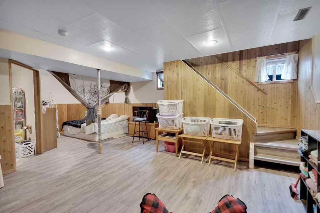 MLS® A2235295 - 6004 54 Street  in NONE Rocky Mountain House, Residential