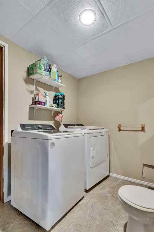 MLS® A2235295 - 6004 54 Street  in NONE Rocky Mountain House, Residential