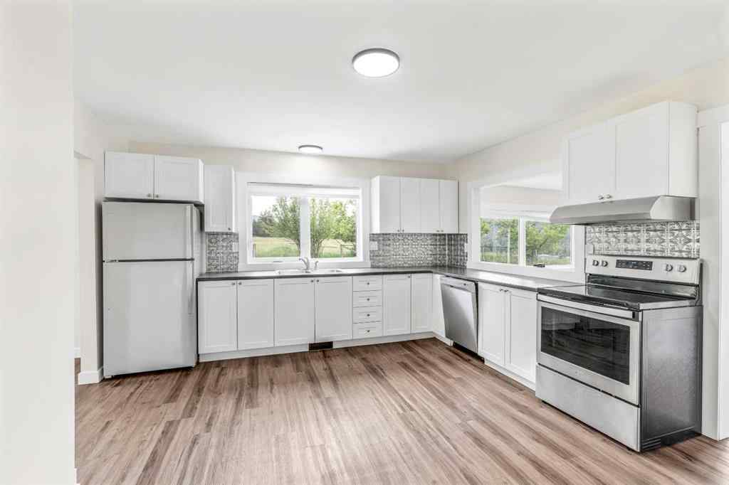 MLS® A2235305 - 21546 27 Avenue  in NONE Bellevue, Residential