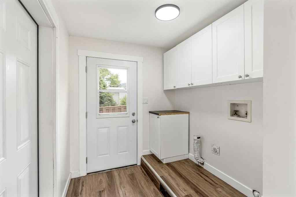 MLS® A2235305 - 21546 27 Avenue  in NONE Bellevue, Residential