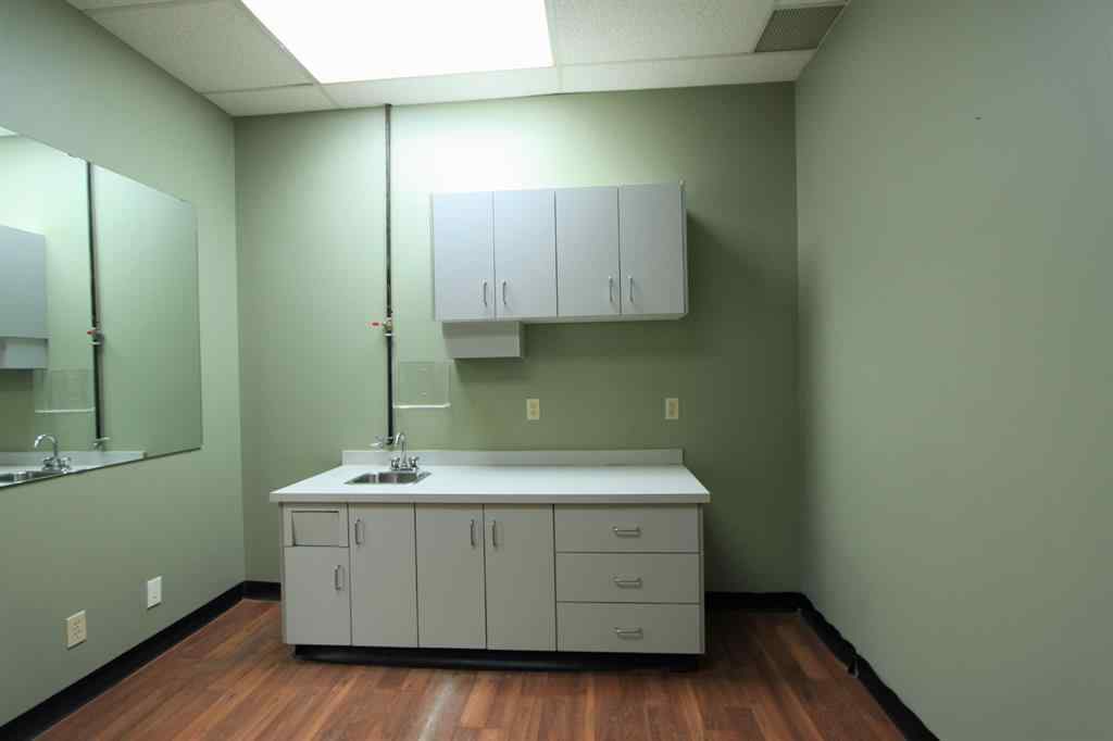 MLS® A2235334 - Unit #124 4402 52 Avenue  in NONE Lloydminster, Commercial