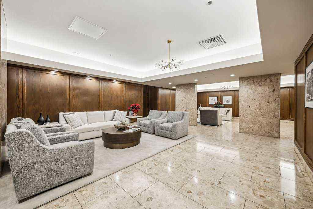 MLS® A2235337 - Unit #303 330 26 Avenue SW in Mission Calgary, Residential