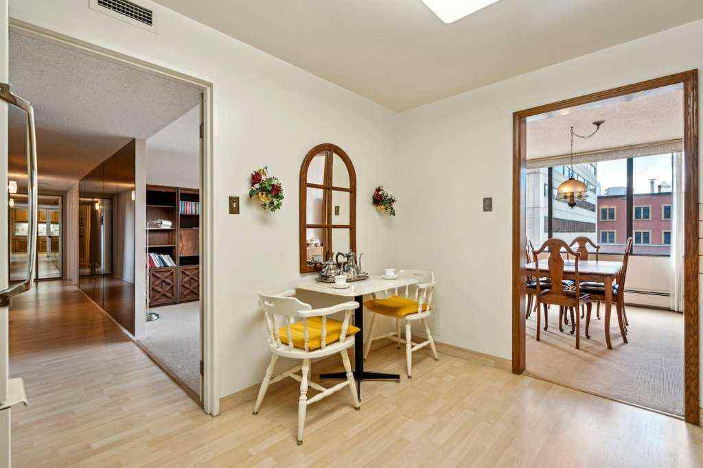 MLS® A2235337 - Unit #303 330 26 Avenue SW in Mission Calgary, Residential