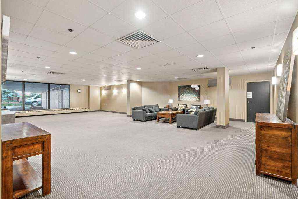 MLS® A2235337 - Unit #303 330 26 Avenue SW in Mission Calgary, Residential