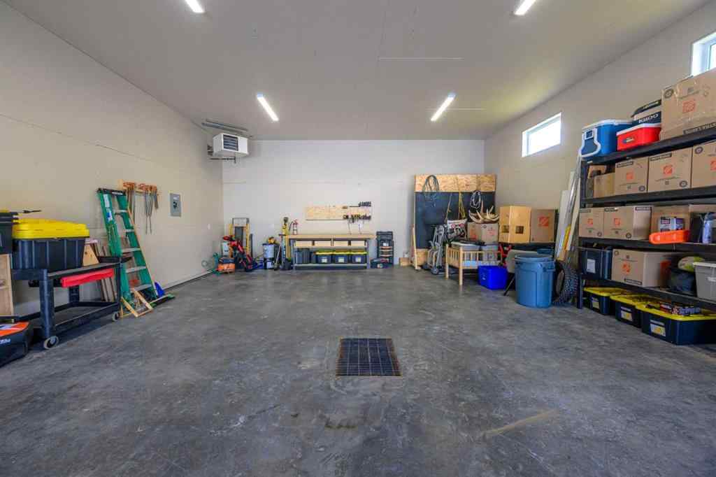 MLS® A2235340 - 7821 67 Avenue  in Maple Ridge Estates Rural Grande Prairie No. 1, County of, Residential