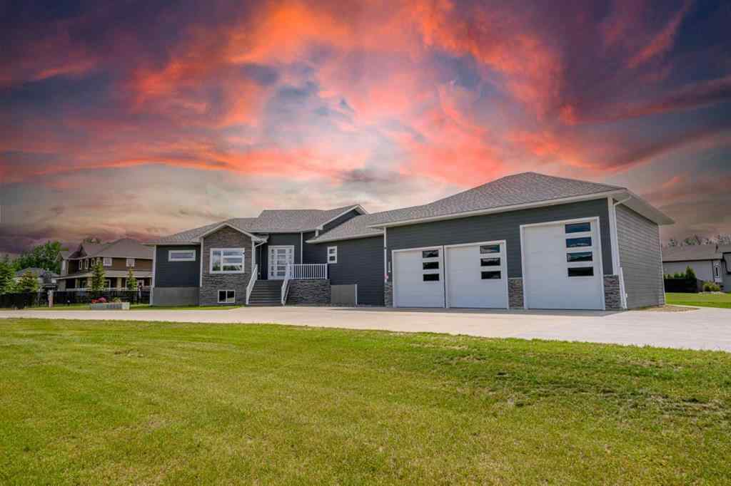 MLS® A2235340 - 7821 67 Avenue  in Maple Ridge Estates Rural Grande Prairie No. 1, County of, Residential