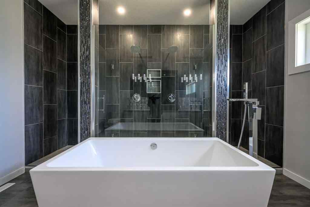 MLS® A2235340 - 7821 67 Avenue  in Maple Ridge Estates Rural Grande Prairie No. 1, County of, Residential