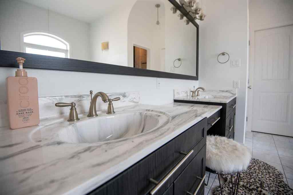 MLS® A2235344 - 11105 108 Avenue  in NONE La Crete, Residential