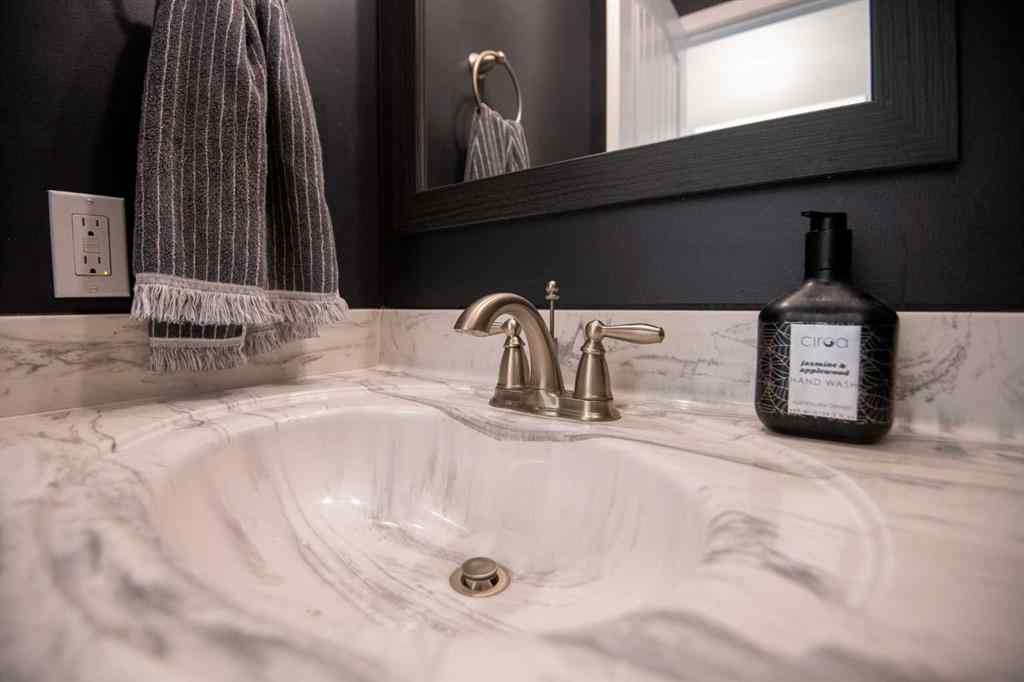 MLS® A2235344 - 11105 108 Avenue  in NONE La Crete, Residential