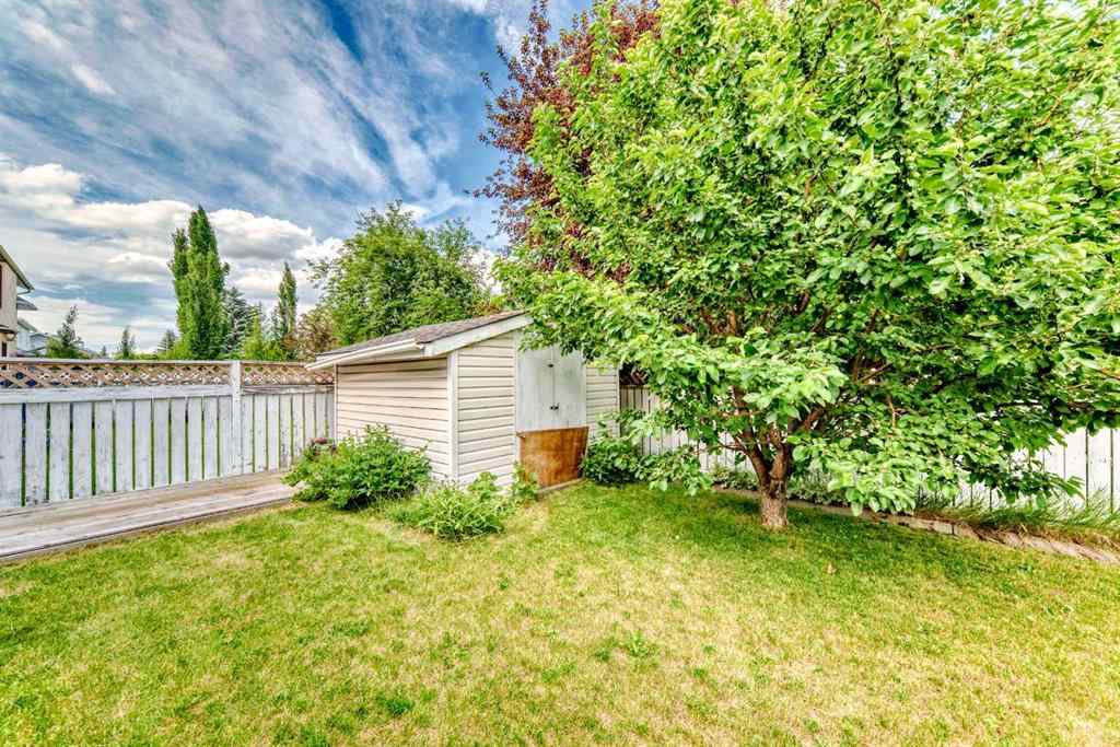 MLS® A2235350 - 77 Eldorado Close NE in Monterey Park Calgary, Residential