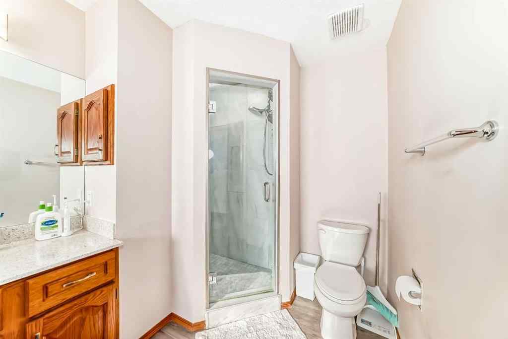 MLS® A2235350 - 77 Eldorado Close NE in Monterey Park Calgary, Residential