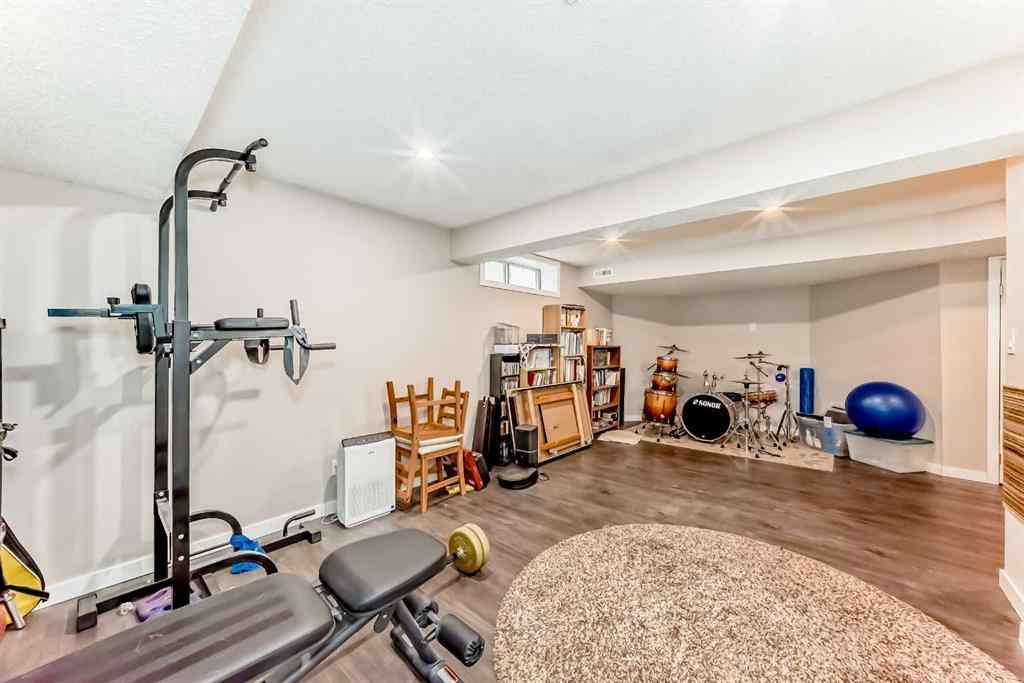 MLS® A2235350 - 77 Eldorado Close NE in Monterey Park Calgary, Residential
