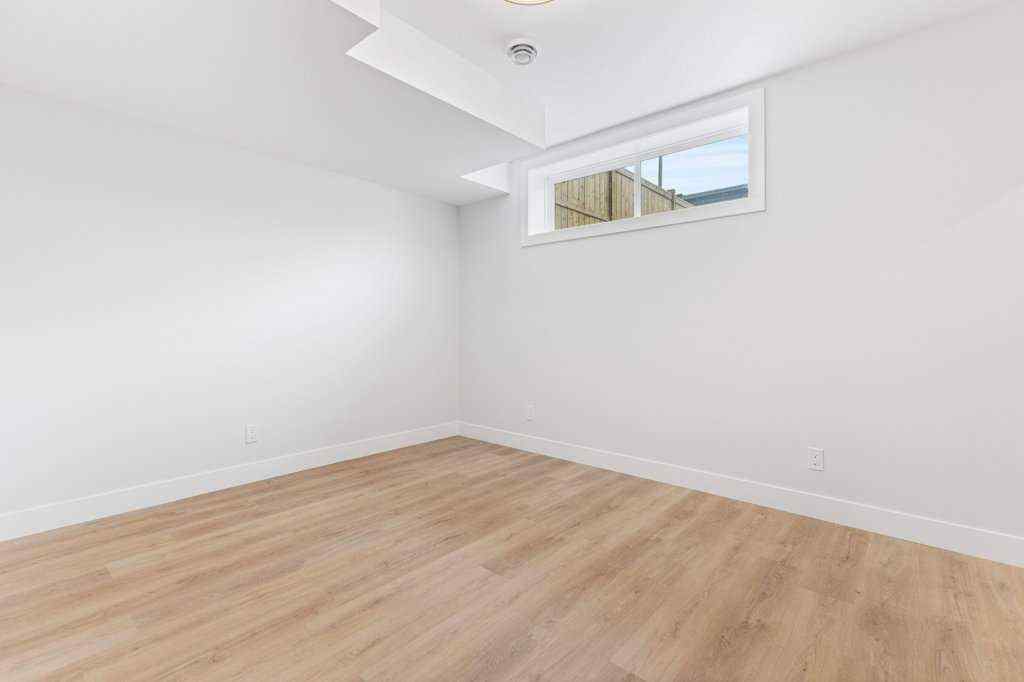 MLS® A2235357 - 1526 18th Avenue NW in Capitol Hill Calgary, Residential