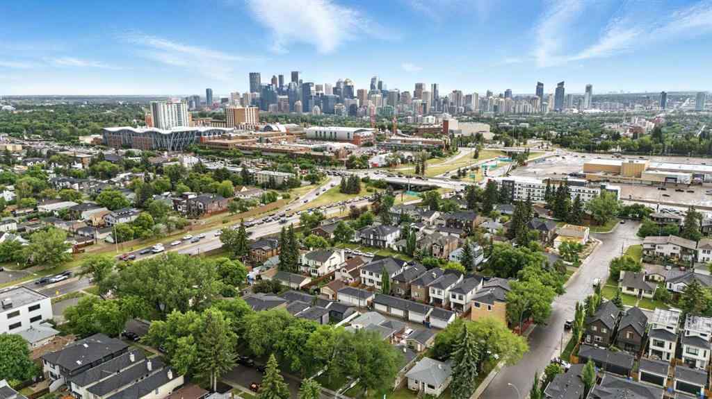 MLS® A2235357 - 1526 18th Avenue NW in Capitol Hill Calgary, Residential