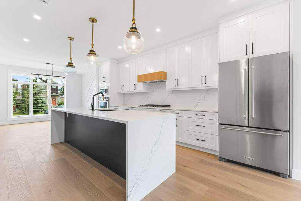 MLS® A2235357 - 1526 18th Avenue NW in Capitol Hill Calgary, Residential