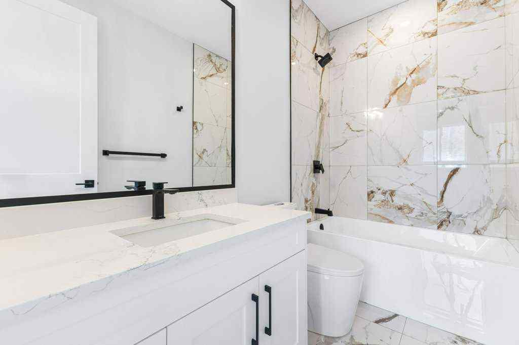 MLS® A2235357 - 1526 18th Avenue NW in Capitol Hill Calgary, Residential