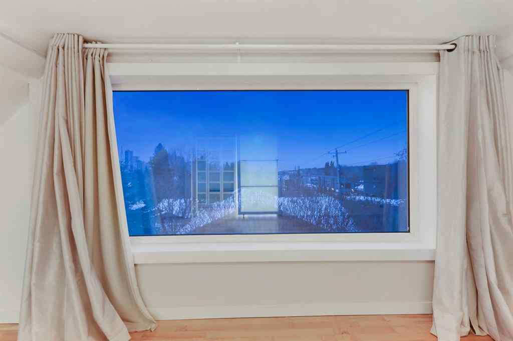 MLS® A2235360 - 1918 17 Avenue SW in Scarboro Calgary, Residential