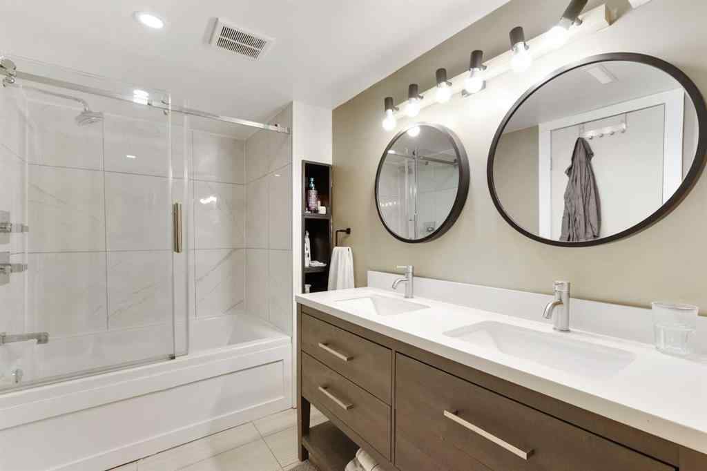 MLS® A2235360 - 1918 17 Avenue SW in Scarboro Calgary, Residential