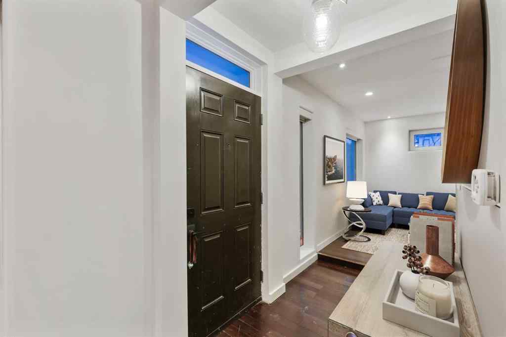 MLS® A2235360 - 1918 17 Avenue SW in Scarboro Calgary, Residential