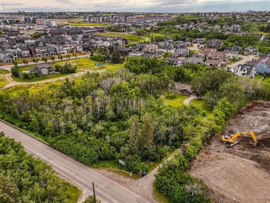 MLS® A2235378 - 2758 85 Street SW in Springbank Hill Calgary, Residential