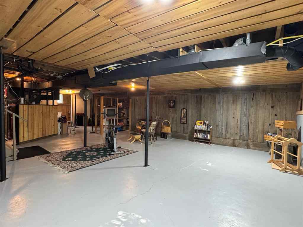 MLS® A2235388 - 805022 Range Road 35   in NONE Rural Fairview No. 136, M.D. of, Residential