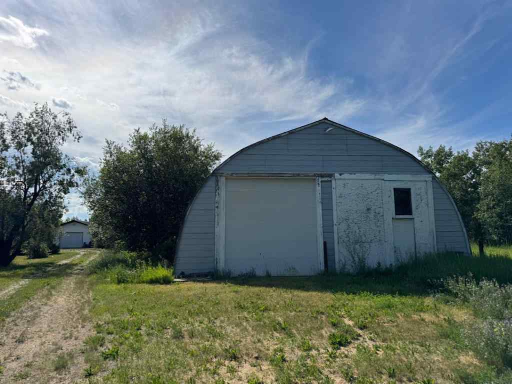 MLS® A2235388 - 805022 Range Road 35   in NONE Rural Fairview No. 136, M.D. of, Residential