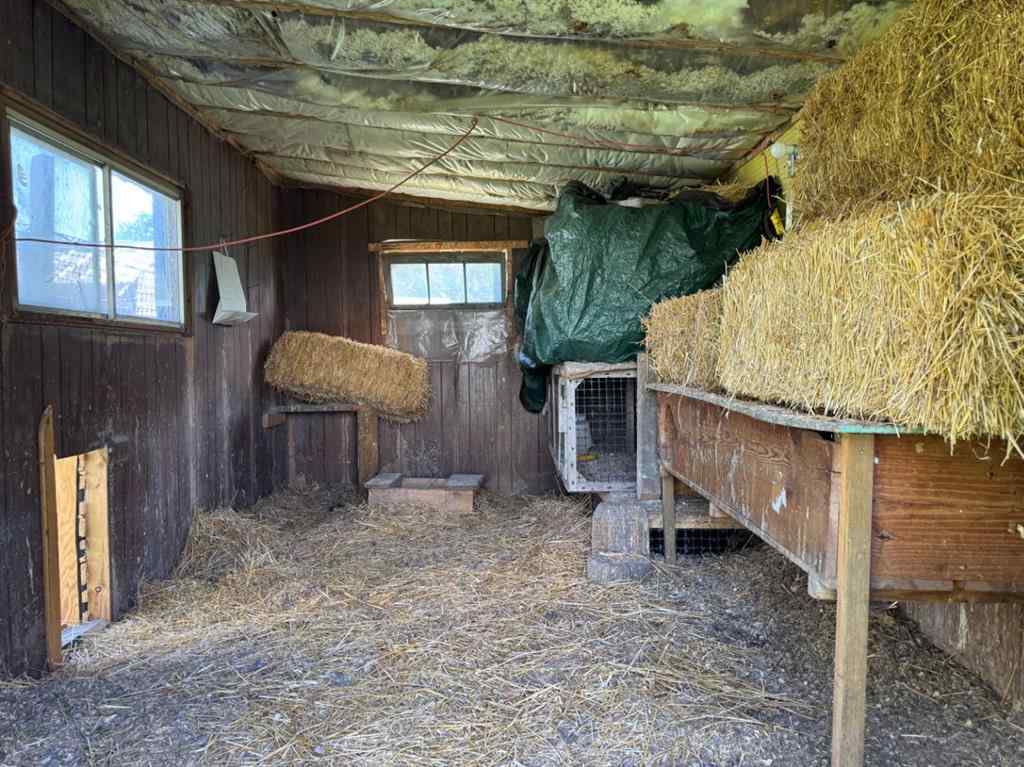 MLS® A2235388 - 805022 Range Road 35   in NONE Rural Fairview No. 136, M.D. of, Residential
