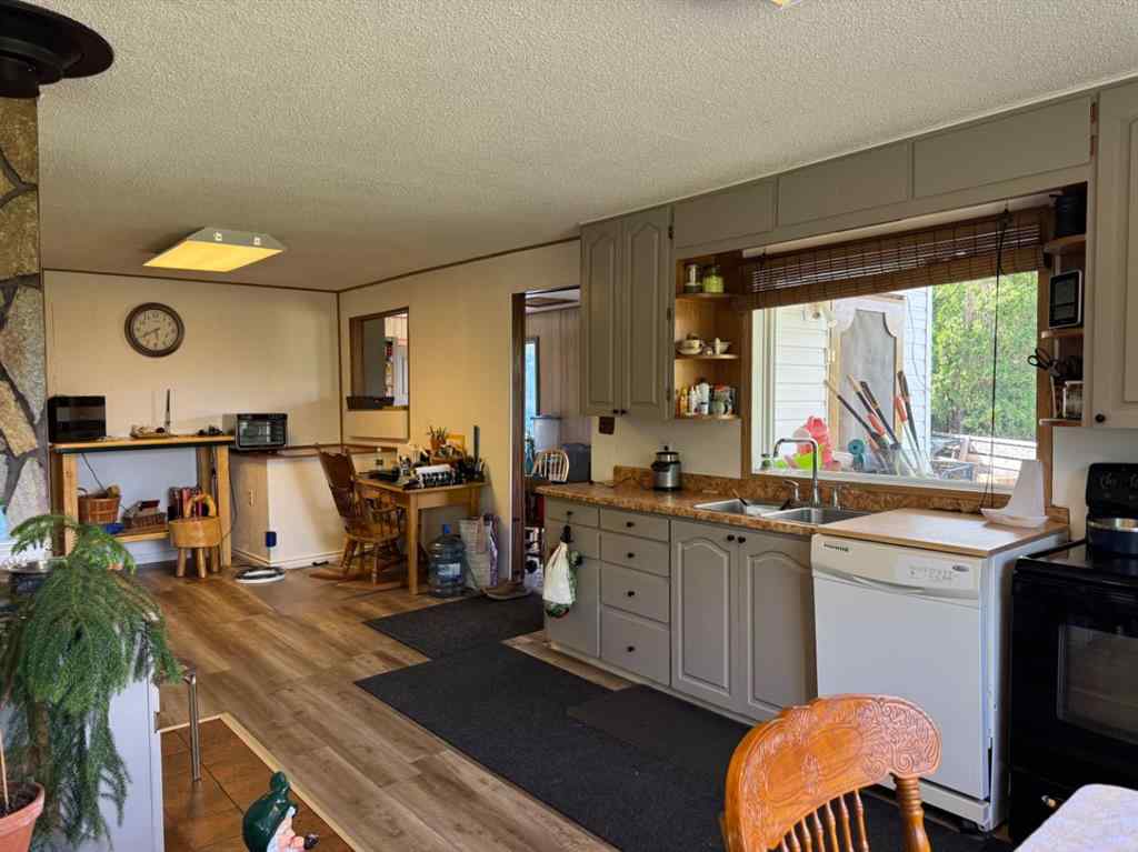 MLS® A2235388 - 805022 Range Road 35   in NONE Rural Fairview No. 136, M.D. of, Residential