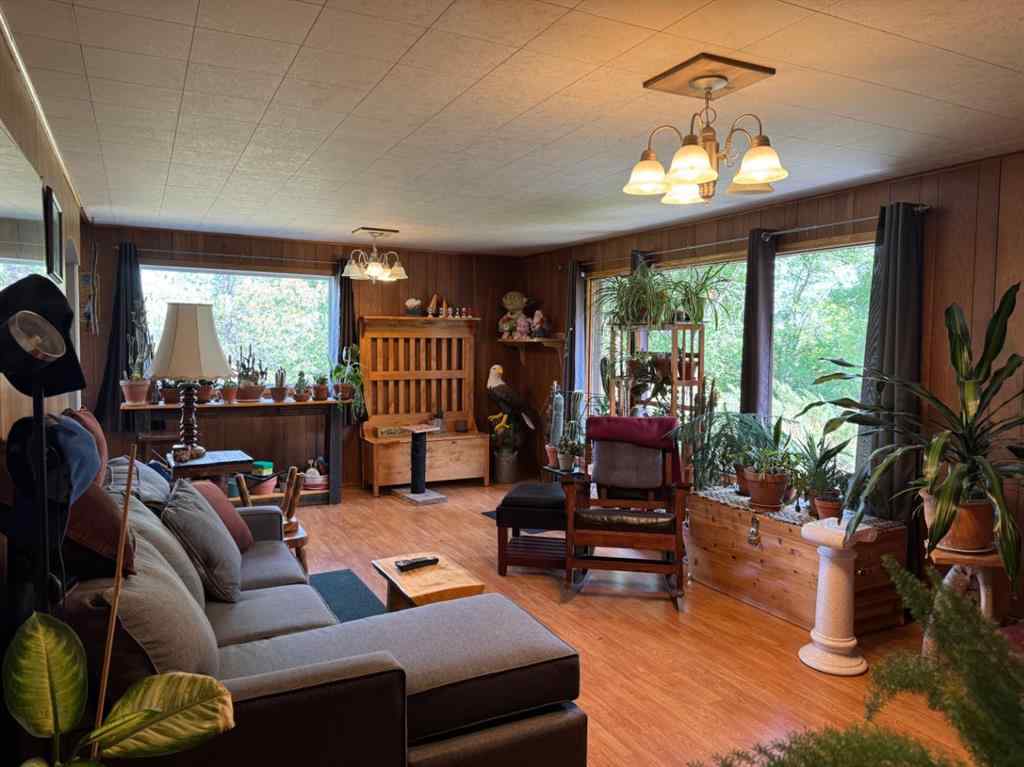 MLS® A2235388 - 805022 Range Road 35   in NONE Rural Fairview No. 136, M.D. of, Residential
