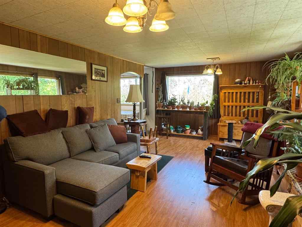 MLS® A2235388 - 805022 Range Road 35   in NONE Rural Fairview No. 136, M.D. of, Residential