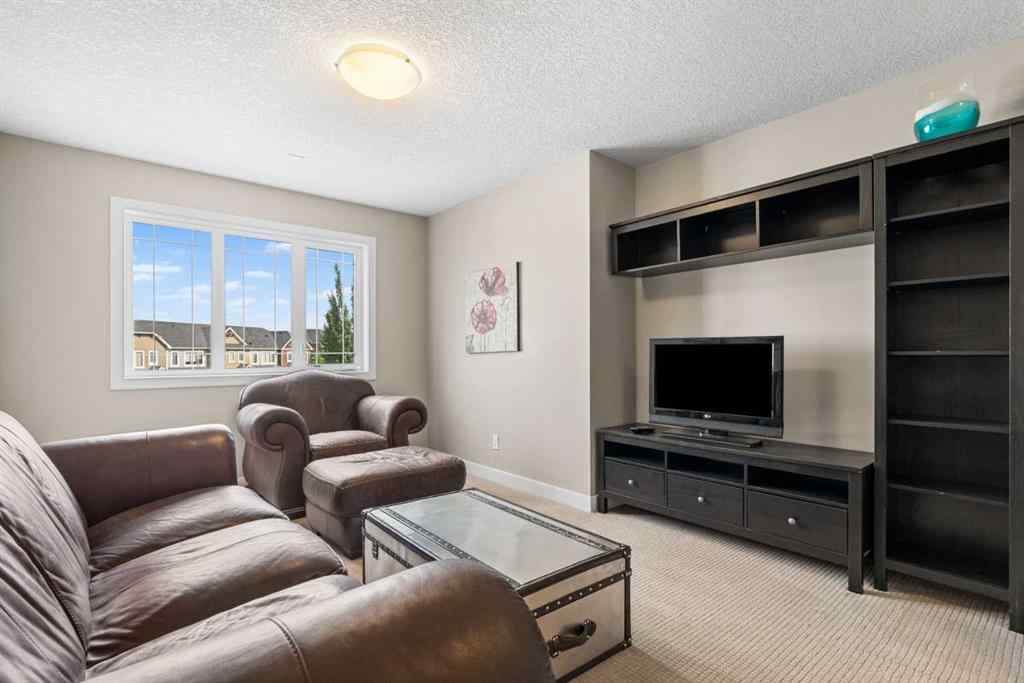 MLS® A2235404 - 156 Rainbow Falls Manor  in Rainbow Falls Chestermere, Residential