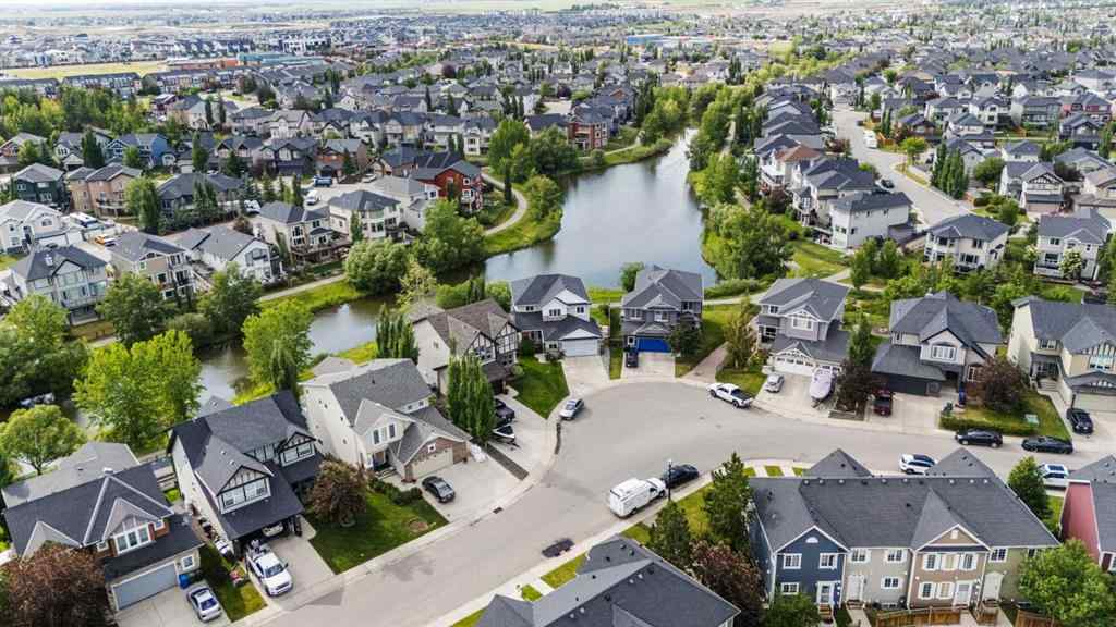 MLS® A2235404 - 156 Rainbow Falls Manor  in Rainbow Falls Chestermere, Residential