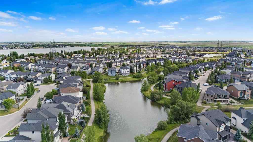 MLS® A2235404 - 156 Rainbow Falls Manor  in Rainbow Falls Chestermere, Residential