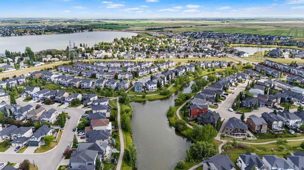 MLS® A2235404 - 156 Rainbow Falls Manor  in Rainbow Falls Chestermere, Residential