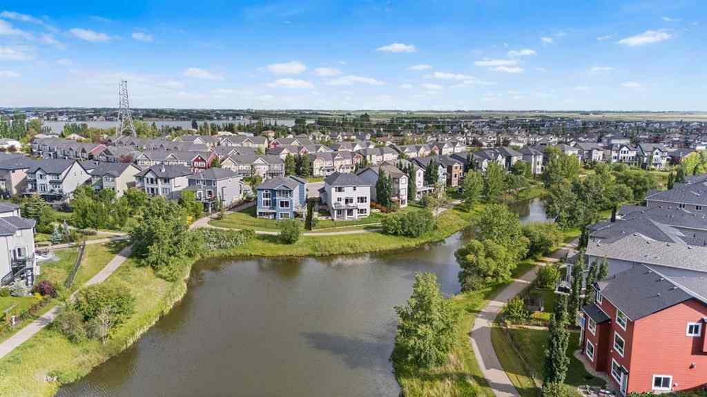 MLS® A2235404 - 156 Rainbow Falls Manor  in Rainbow Falls Chestermere, Residential