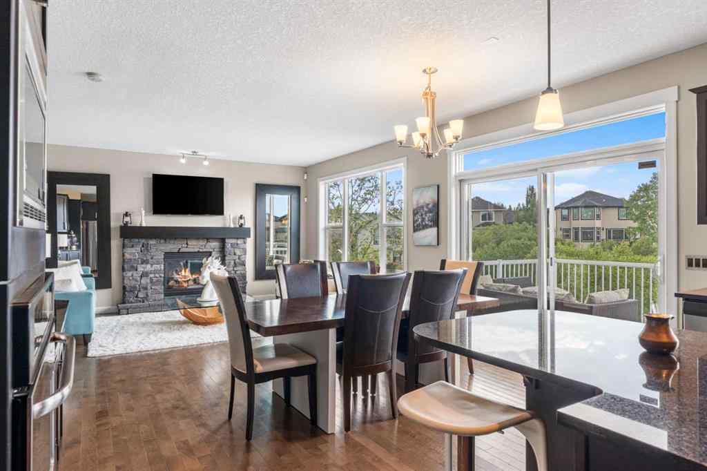 MLS® A2235404 - 156 Rainbow Falls Manor  in Rainbow Falls Chestermere, Residential