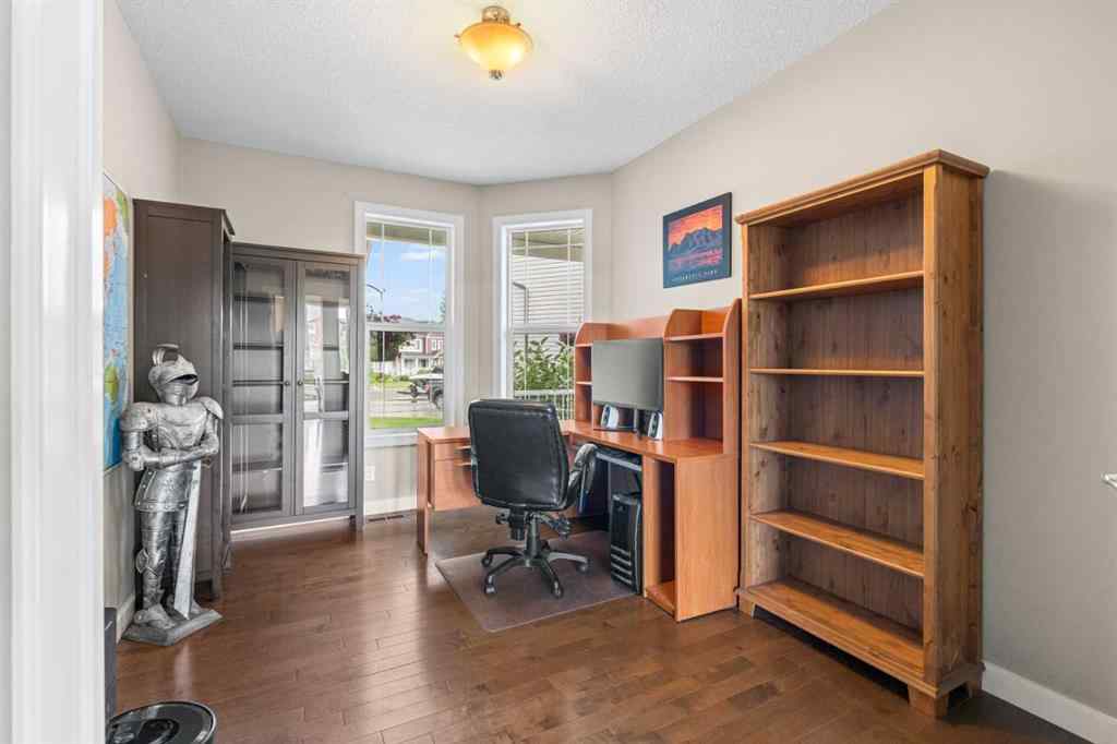 MLS® A2235404 - 156 Rainbow Falls Manor  in Rainbow Falls Chestermere, Residential