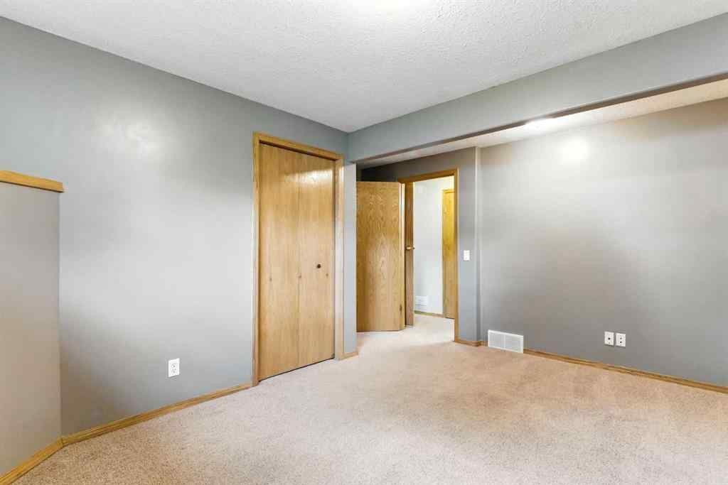 MLS® A2235406 - 276 Stonegate Close NW in Stonegate Airdrie, Residential