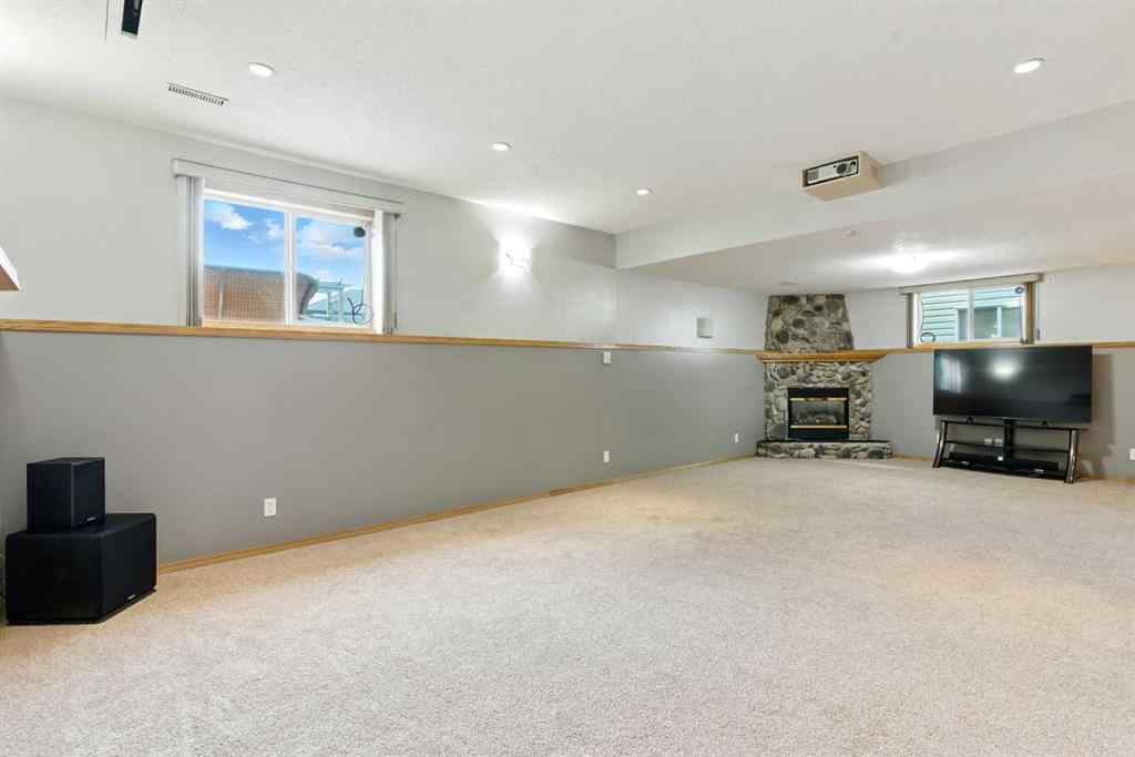 MLS® A2235406 - 276 Stonegate Close NW in Stonegate Airdrie, Residential