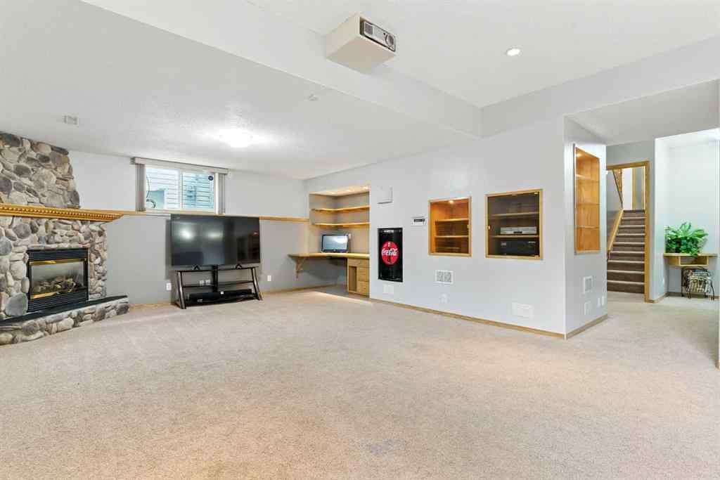 MLS® A2235406 - 276 Stonegate Close NW in Stonegate Airdrie, Residential