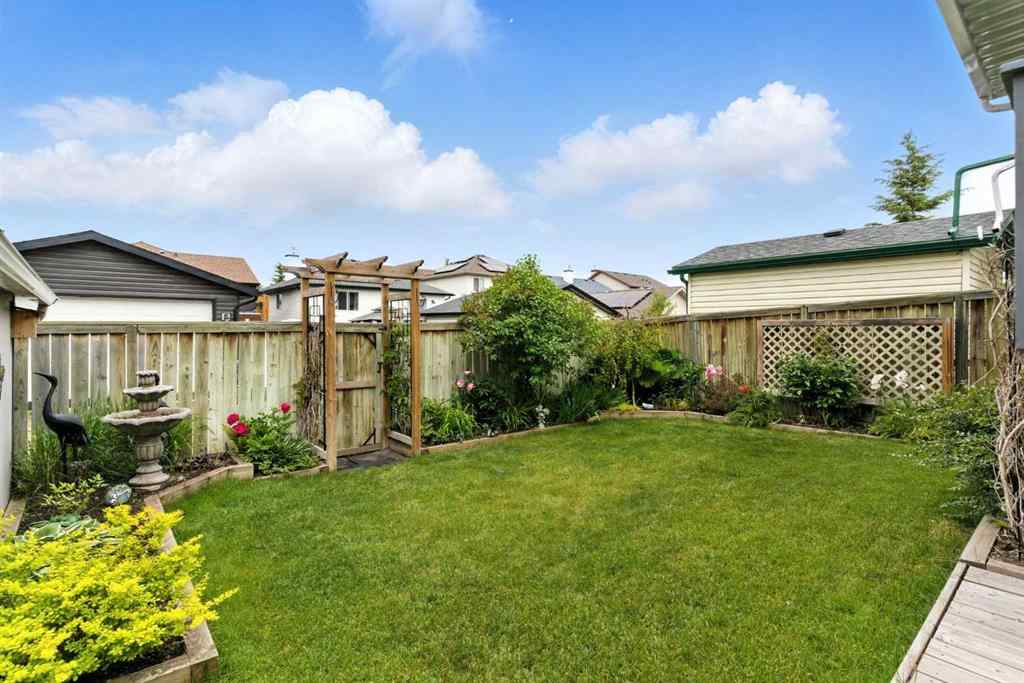 MLS® A2235406 - 276 Stonegate Close NW in Stonegate Airdrie, Residential