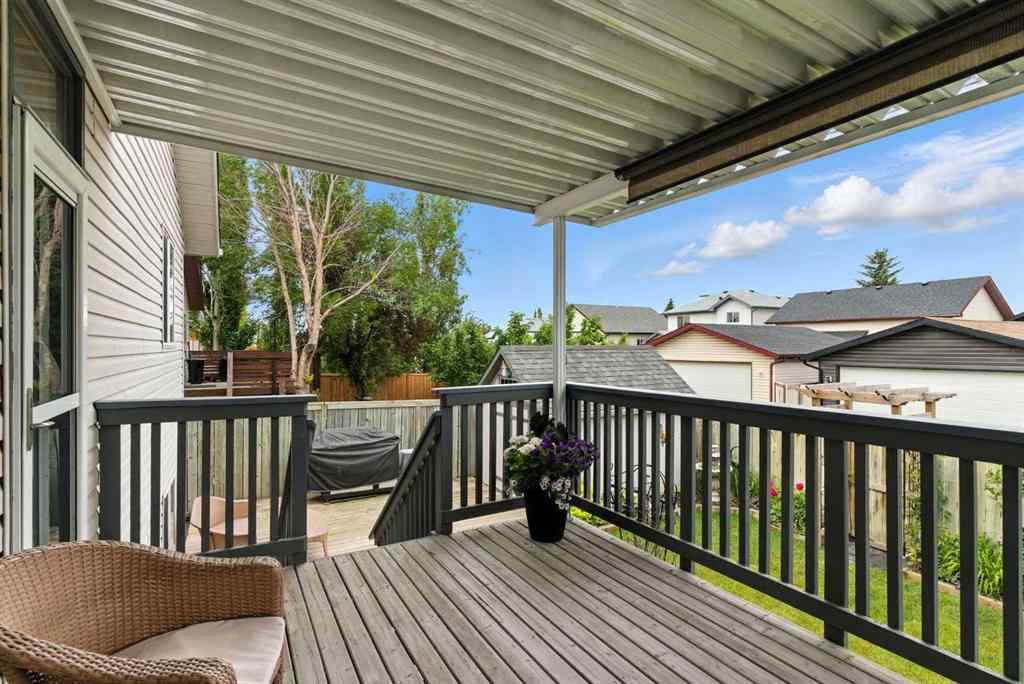 MLS® A2235406 - 276 Stonegate Close NW in Stonegate Airdrie, Residential