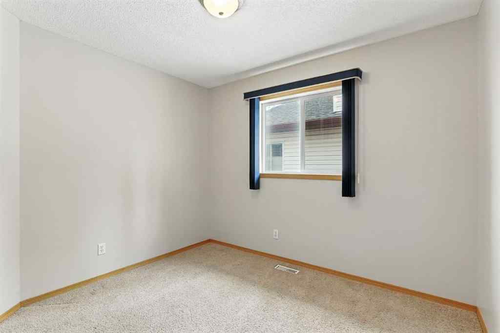 MLS® A2235406 - 276 Stonegate Close NW in Stonegate Airdrie, Residential