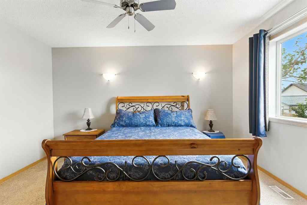 MLS® A2235406 - 276 Stonegate Close NW in Stonegate Airdrie, Residential
