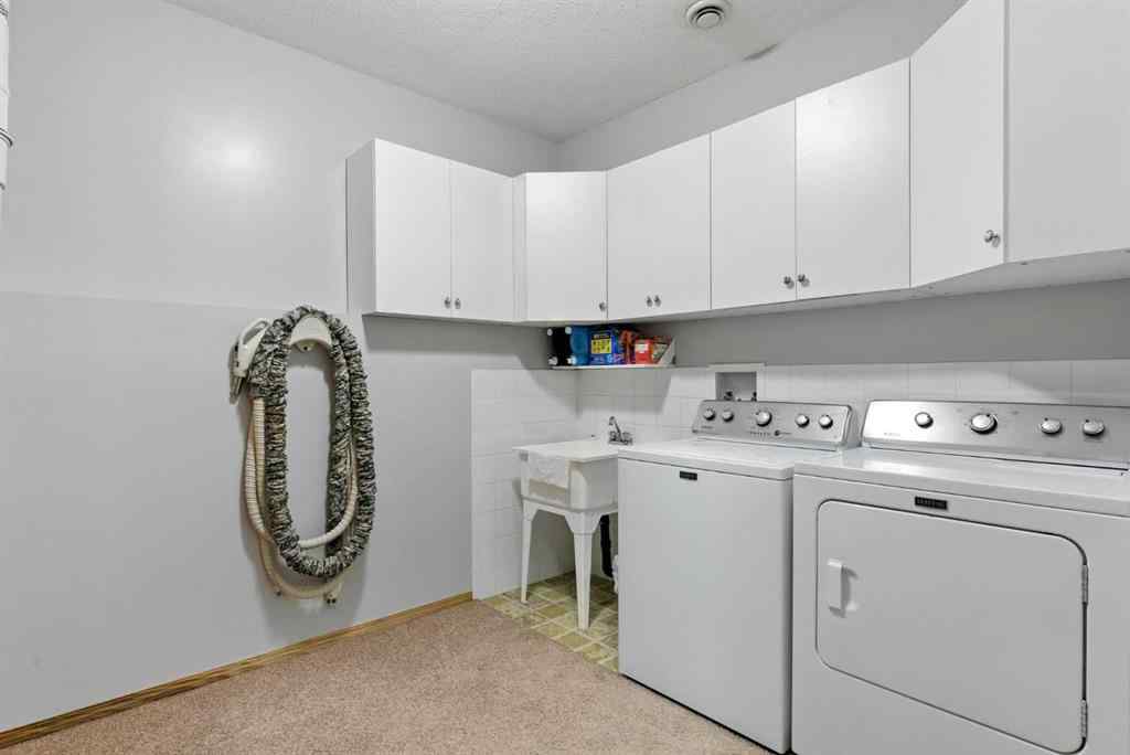 MLS® A2235406 - 276 Stonegate Close NW in Stonegate Airdrie, Residential